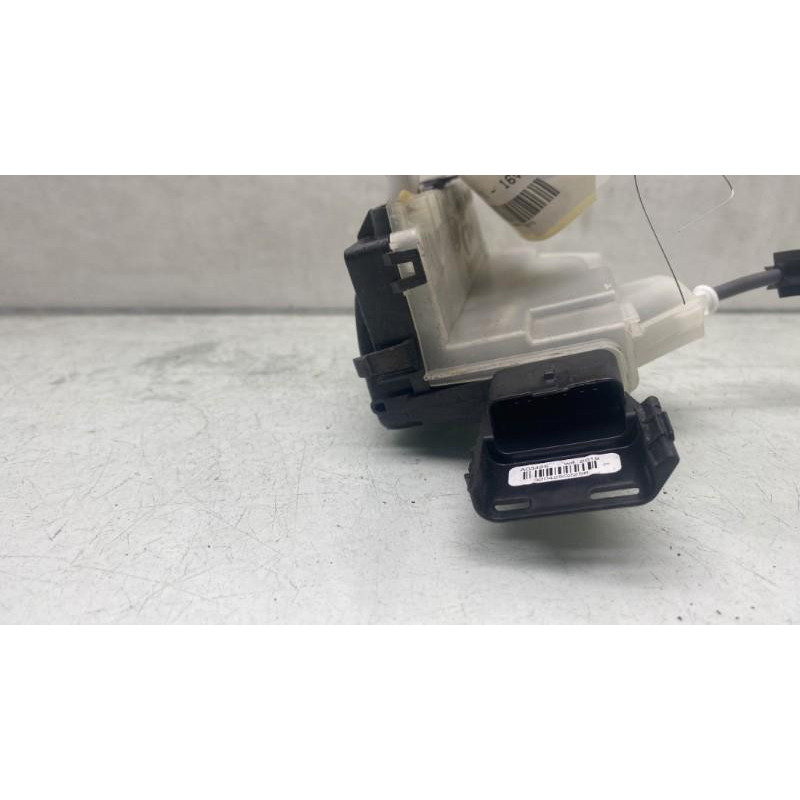Serrure avant droit OPEL CORSA F Photo n°5