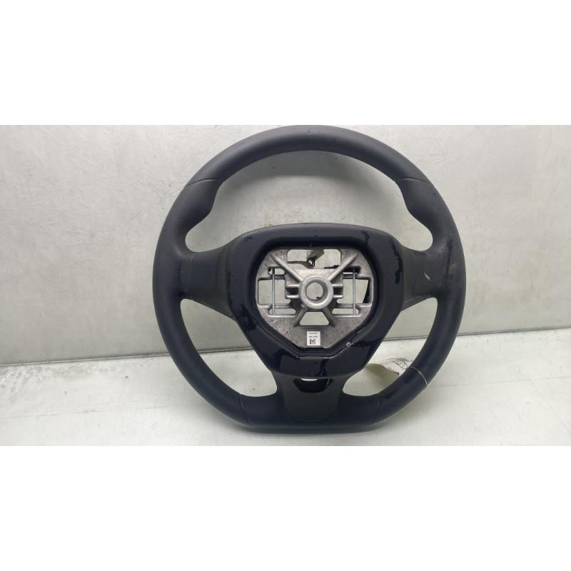 Volant OPEL CORSA F Photo n°4