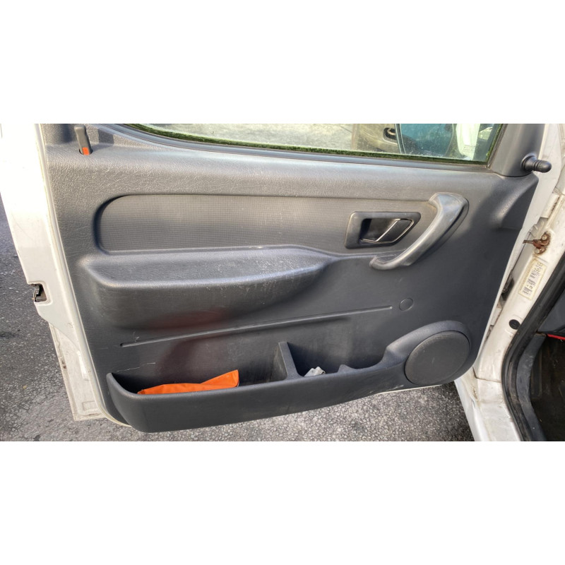 Calculateur moteur PEUGEOT PARTNER 1 Photo n°9