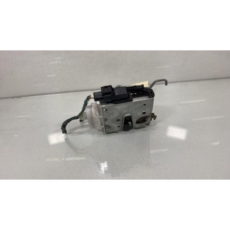 Serrure avant droit AUDI A3 1