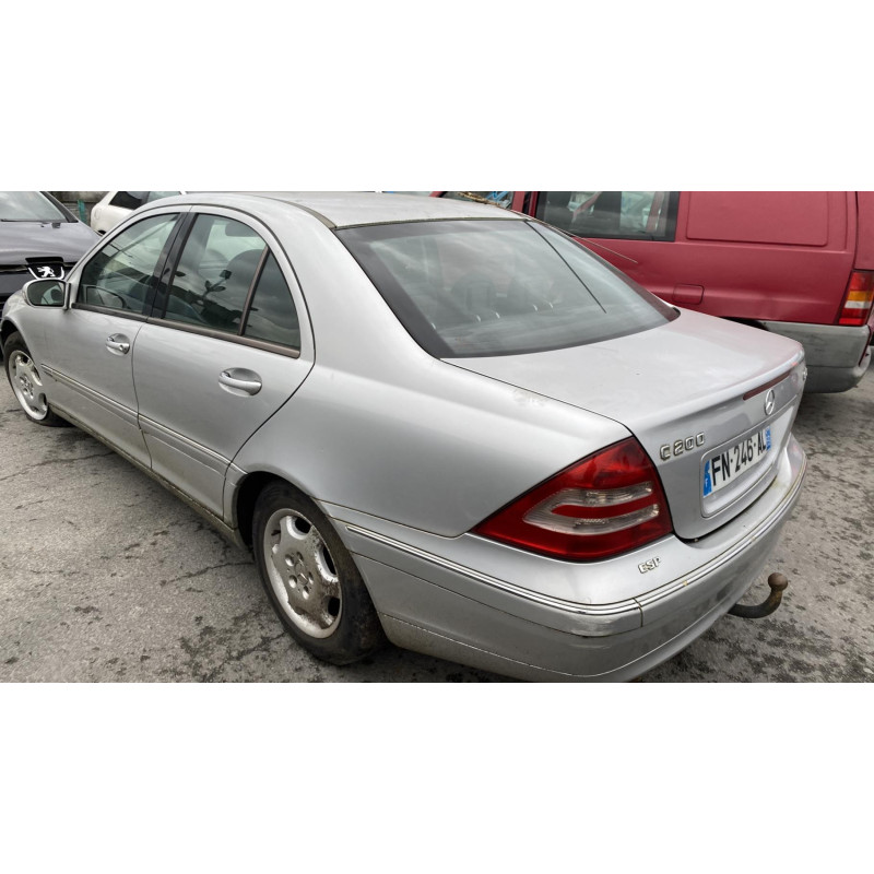 Pare choc arriere MERCEDES CLASSE C 203 Photo n°8