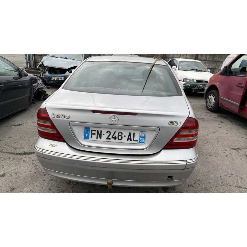 Pare choc arriere MERCEDES CLASSE C 203 Photo n°17