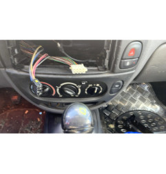 Custode avant gauche (porte) RENAULT MEGANE 1