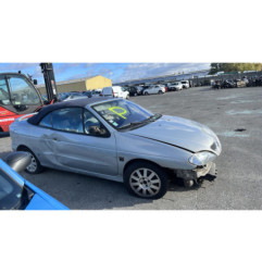 Poignee porte avant gauche RENAULT MEGANE 1
