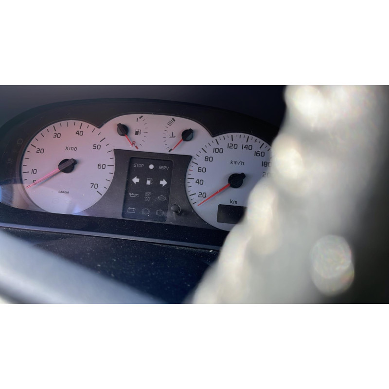 Poignee porte avant gauche RENAULT MEGANE 1 Photo n°10