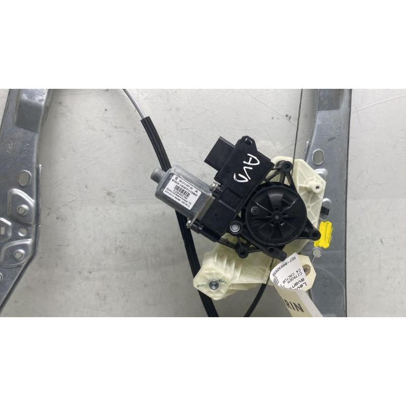 Leve vitre electrique avant droit CITROEN C4 CACTUS Photo n°8