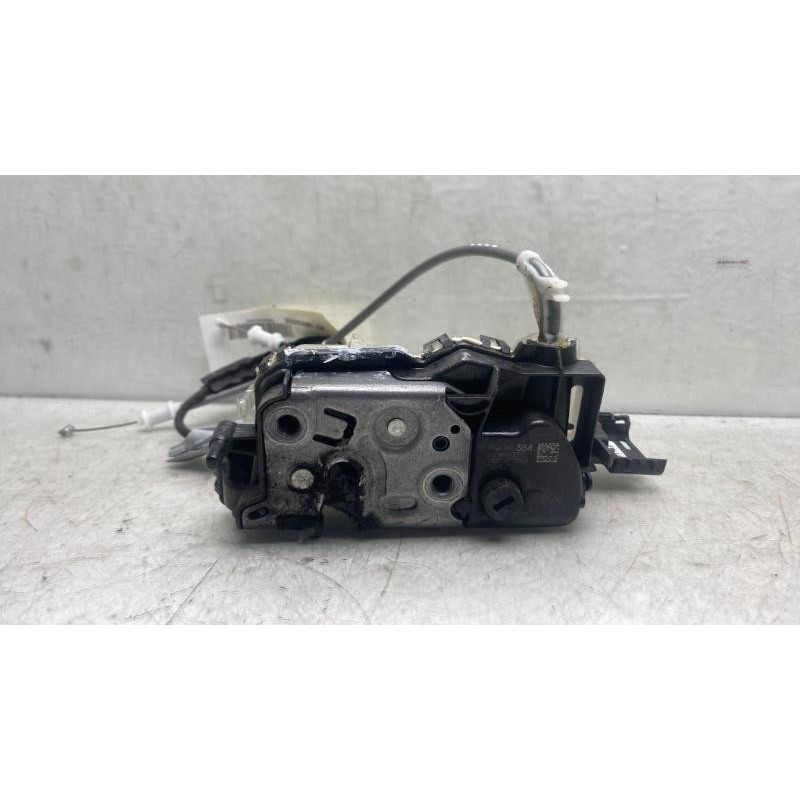 Serrure avant droit CITROEN C4 CACTUS Photo n°3