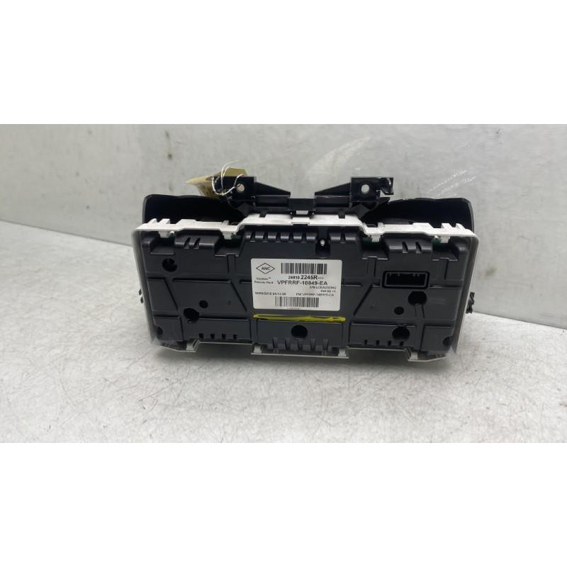 Compteur RENAULT CLIO 4 Photo n°1
