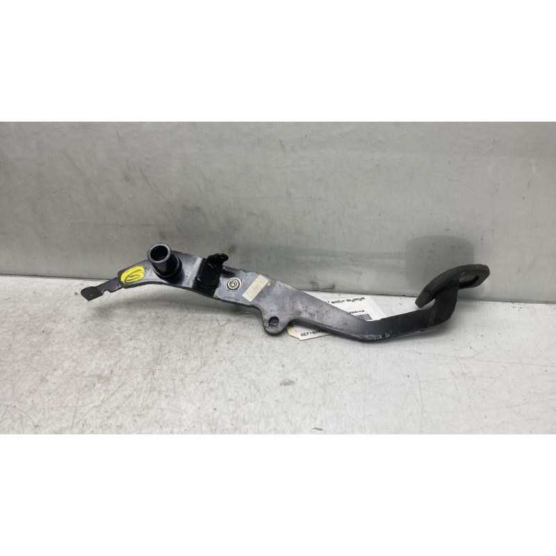 Pedale d'embrayage RENAULT CLIO 4 Photo n°1