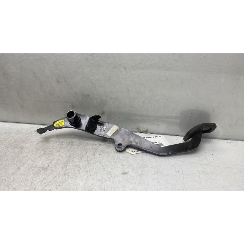 Pedale d'embrayage RENAULT CLIO 4 Photo n°3
