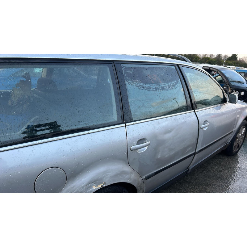 Serrure avant droit VOLKSWAGEN PASSAT 4 Photo n°10