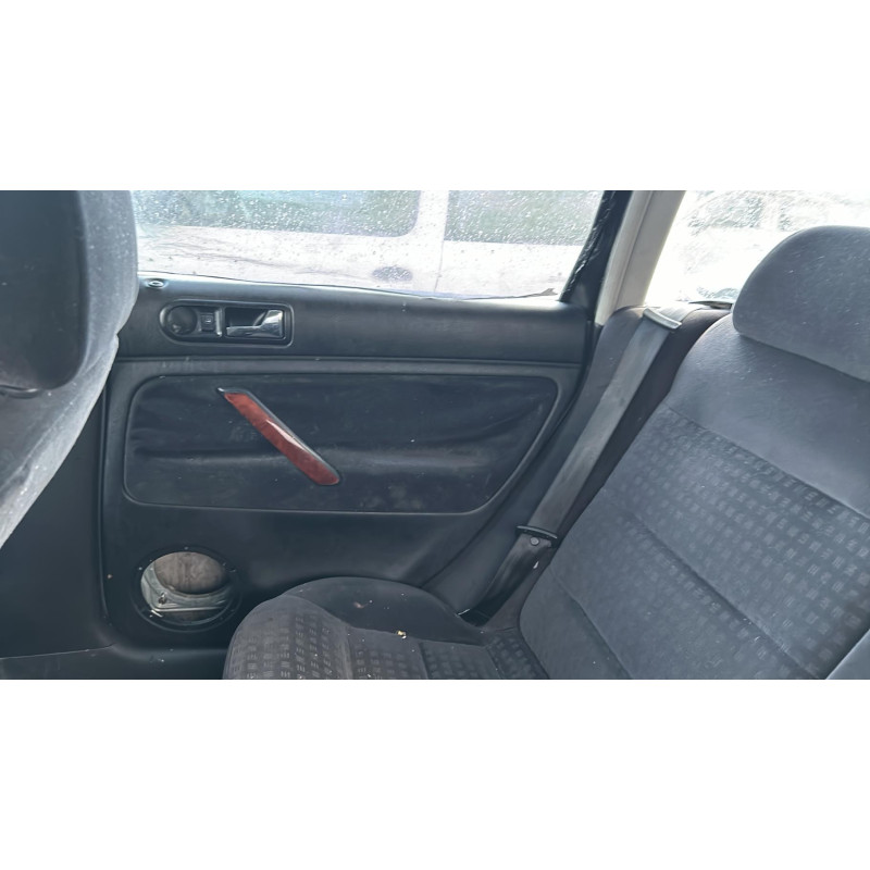 Serrure avant droit VOLKSWAGEN PASSAT 4 Photo n°11