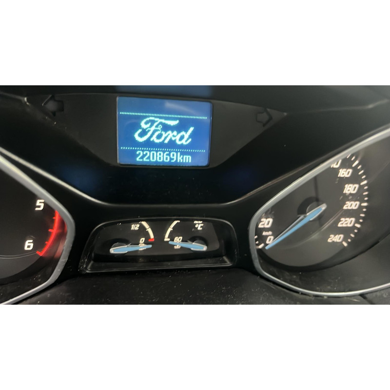 Compresseur clim FORD FOCUS 3 Photo n°4