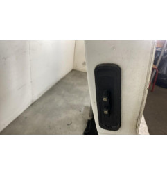 Porte laterale gauche RENAULT TRAFIC 2
