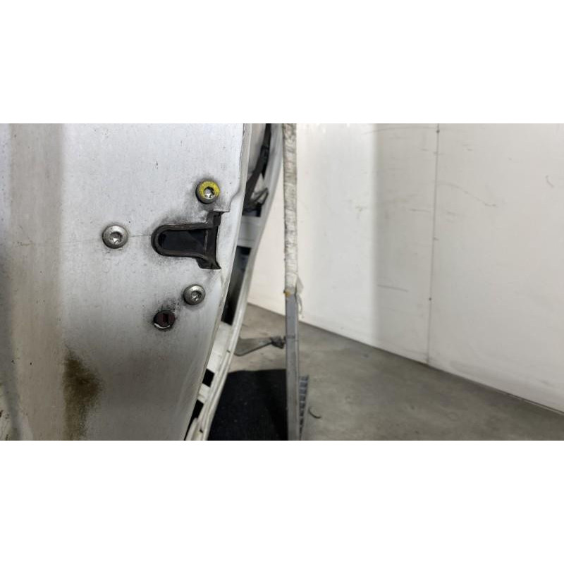 Porte laterale gauche RENAULT TRAFIC 2 Photo n°10