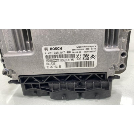 Calculateur moteur PEUGEOT 308 1 Photo n°1