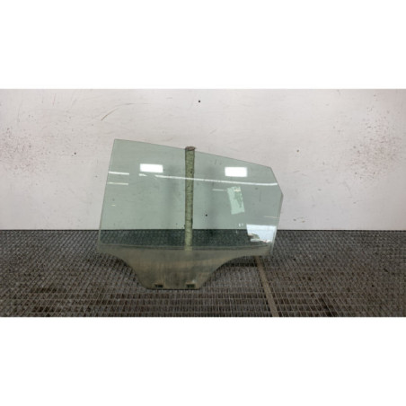 Vitre arriere gauche SEAT IBIZA 4 Photo n°1