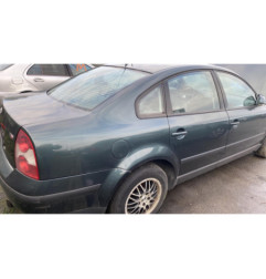 Optique avant principal gauche (feux)(phare) VOLKSWAGEN PASSAT 4