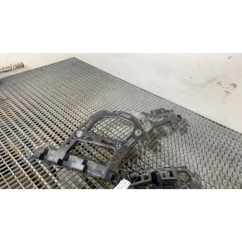 Support de pare chocs arriere PEUGEOT 3008 2 Photo n°7