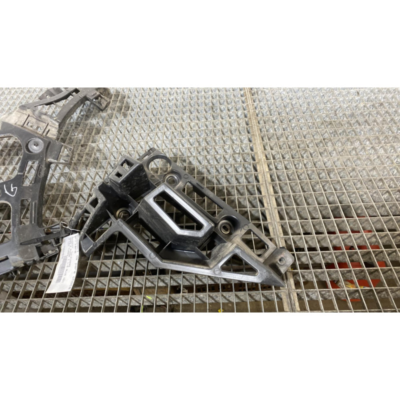 Support de pare chocs arriere PEUGEOT 3008 2 Photo n°8
