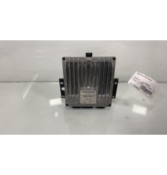 Calculateur moteur RENAULT CLIO 3