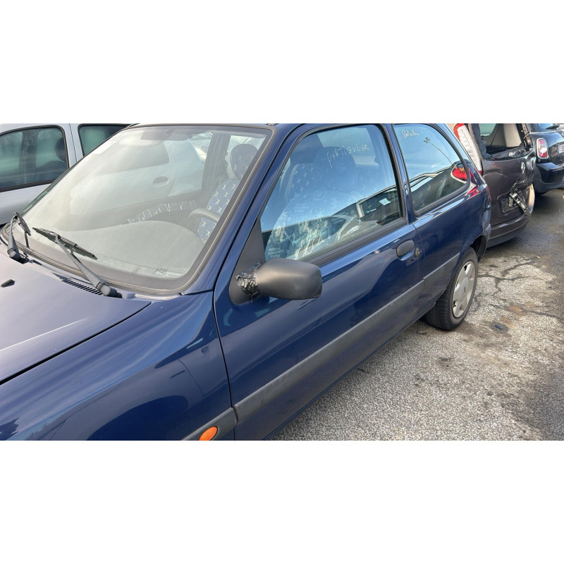 Pare choc avant FORD FIESTA 4 Photo n°9
