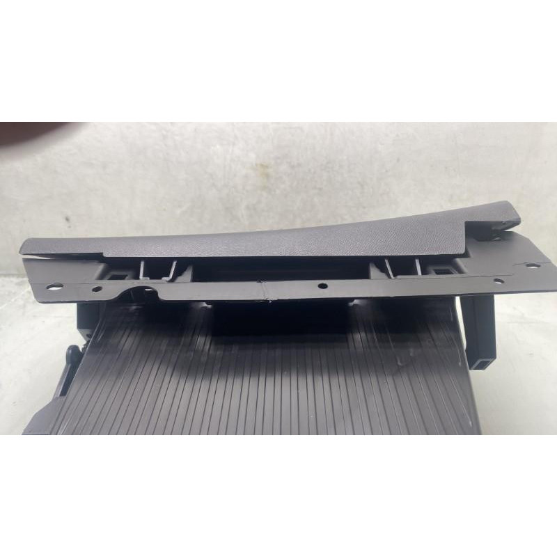 Boite a gants OPEL CORSA F Photo n°5