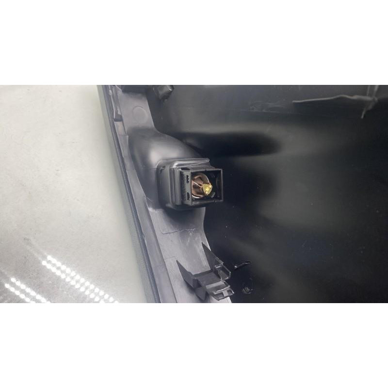 Boite a gants OPEL CORSA F Photo n°7