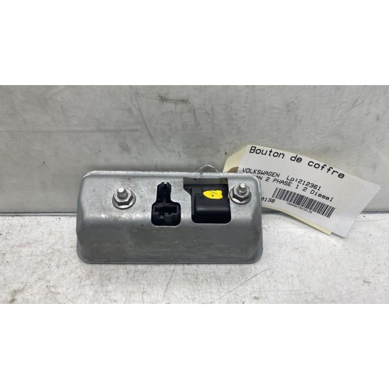 Bouton de coffre VOLKSWAGEN SHARAN 2 Photo n°1