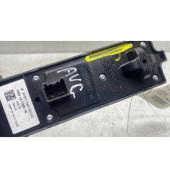 Interrupteur de leve vitre avant gauche FORD FOCUS 3