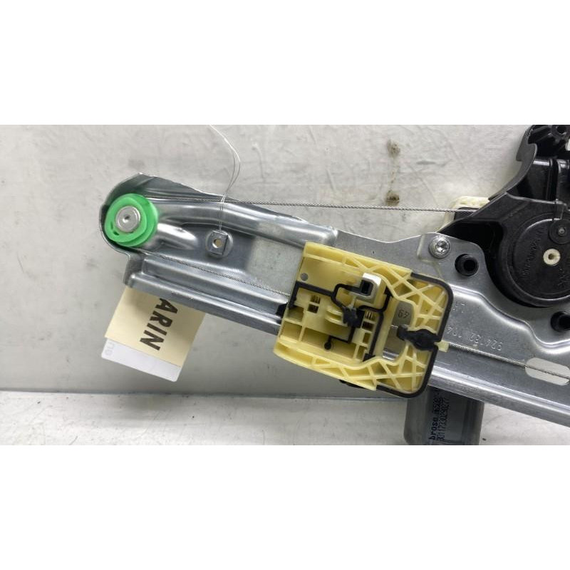 Leve vitre electrique arriere gauche FORD FOCUS 3 Photo n°2