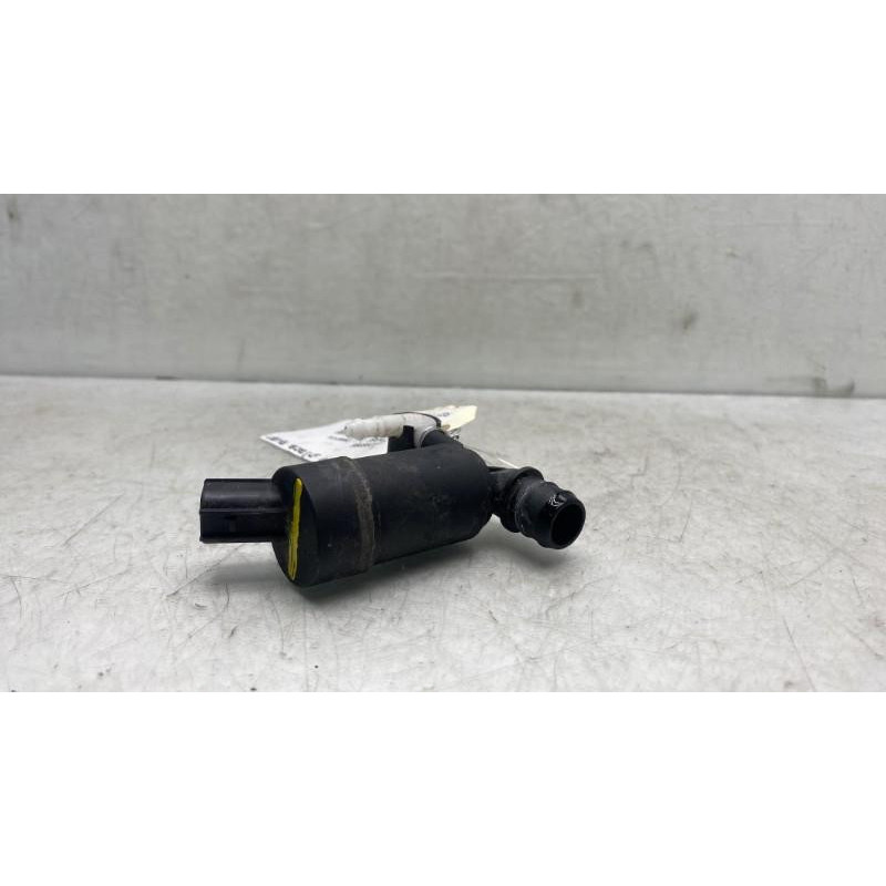 Pompe lave glace avant FORD FOCUS 3 Photo n°1