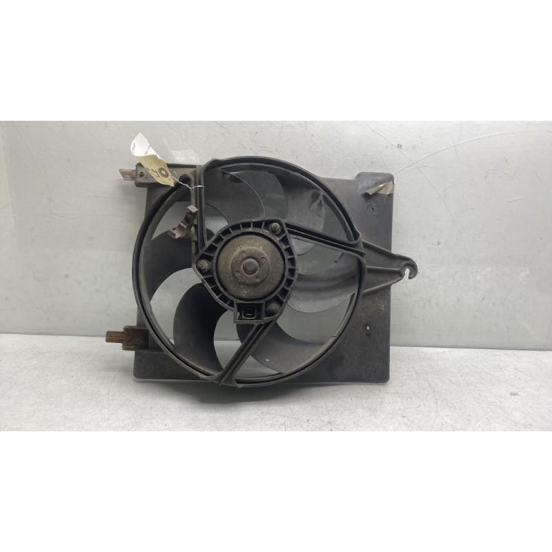 Moto ventilateur radiateur CITROEN AX Photo n°4