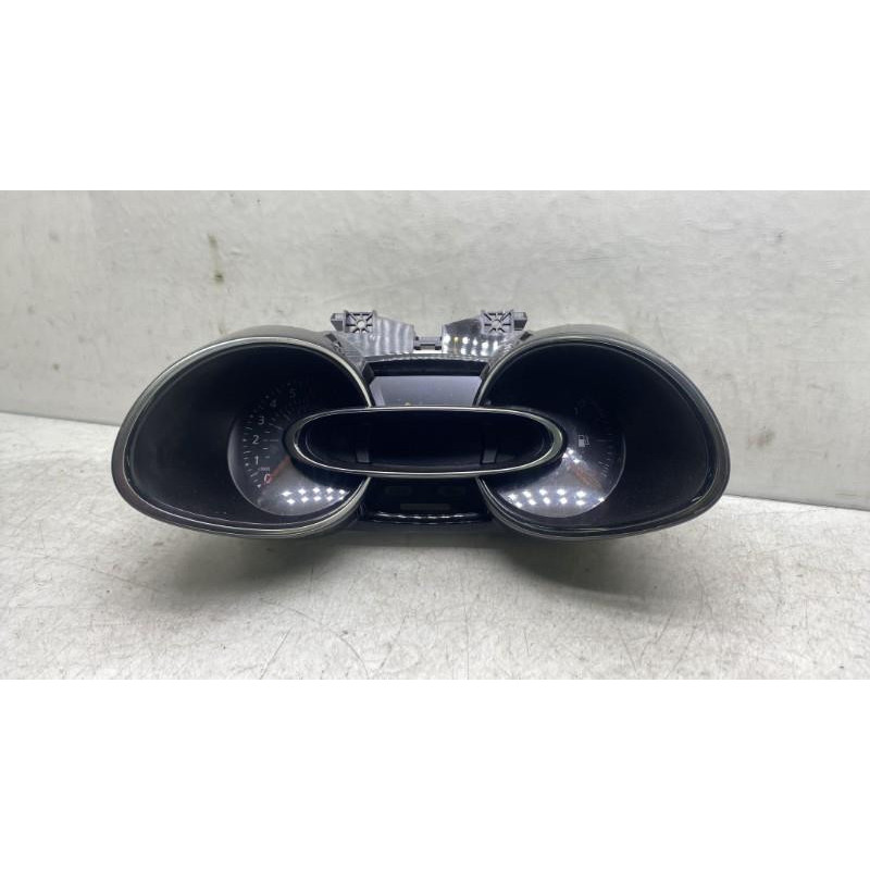 Compteur RENAULT CLIO 4 Photo n°3