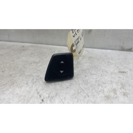 Interrupteur de leve vitre avant droit FIAT 500 2