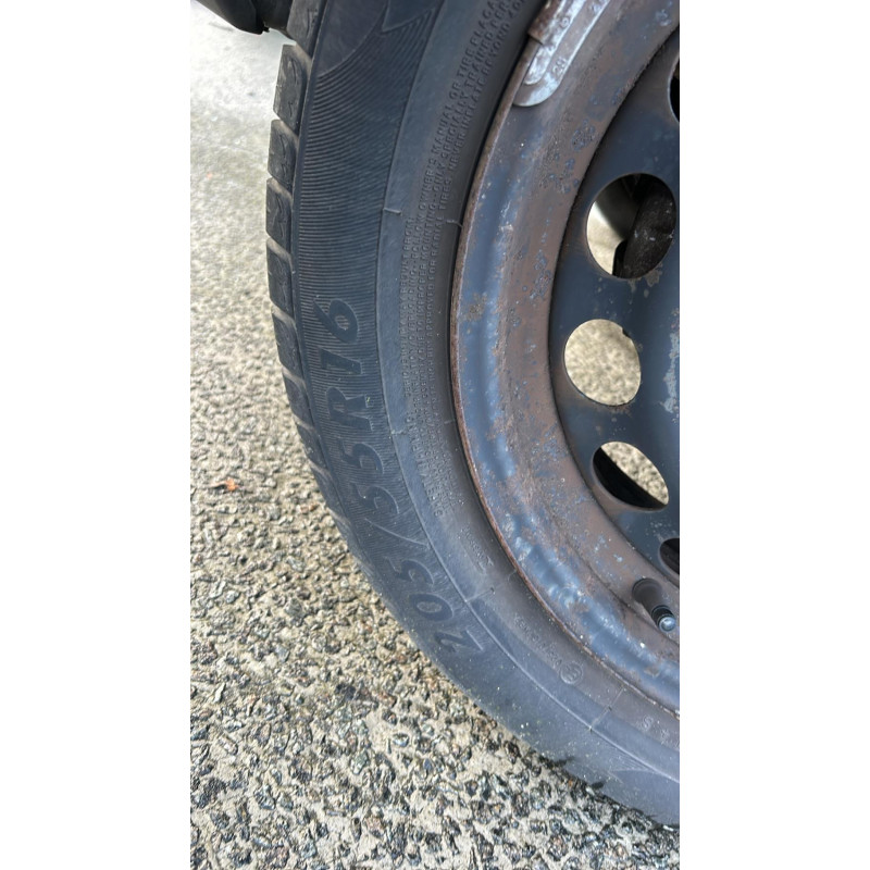 Verin de coffre CITROEN C4 CACTUS Photo n°20