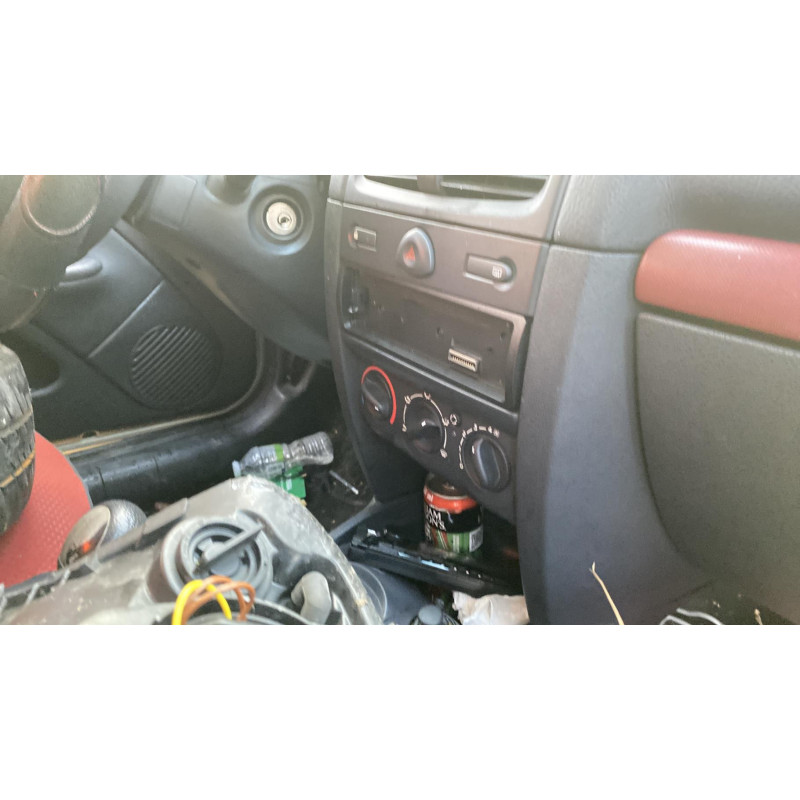 Calculateur moteur RENAULT CLIO 2 Photo n°11