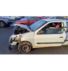 Calculateur moteur RENAULT CLIO 2