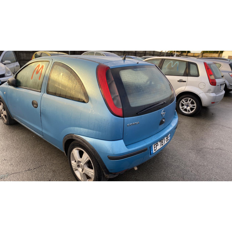 Feu arriere principal gauche (feux) OPEL CORSA C Photo n°20