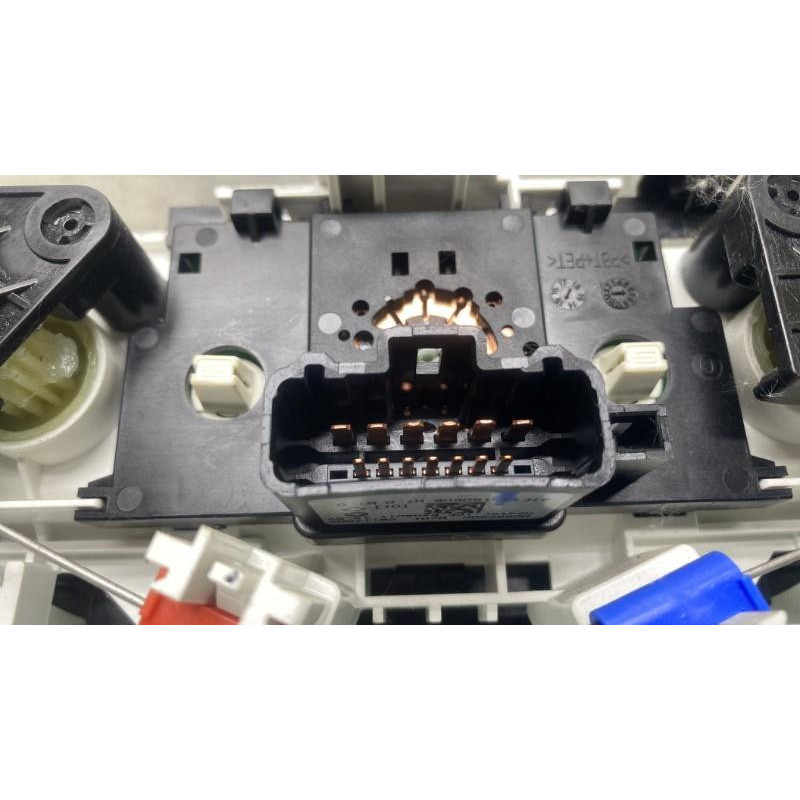 Commande chauffage RENAULT TWINGO 3 Photo n°1