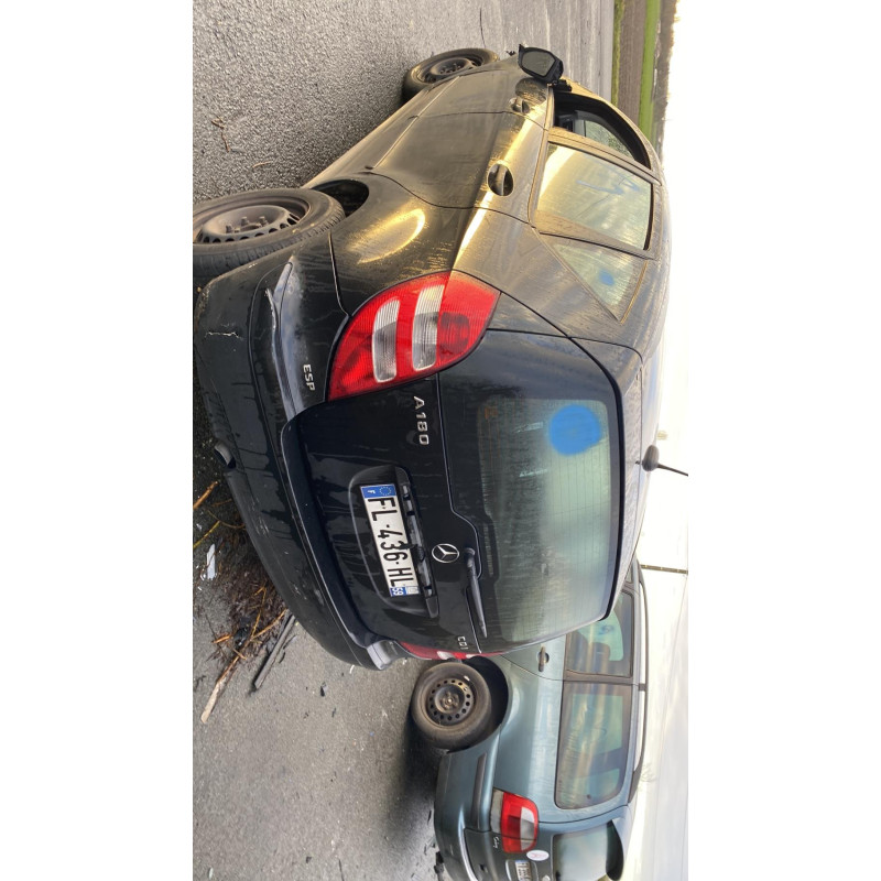 Feu arriere principal droit (feux) MERCEDES CLASSE A 169 Photo n°8