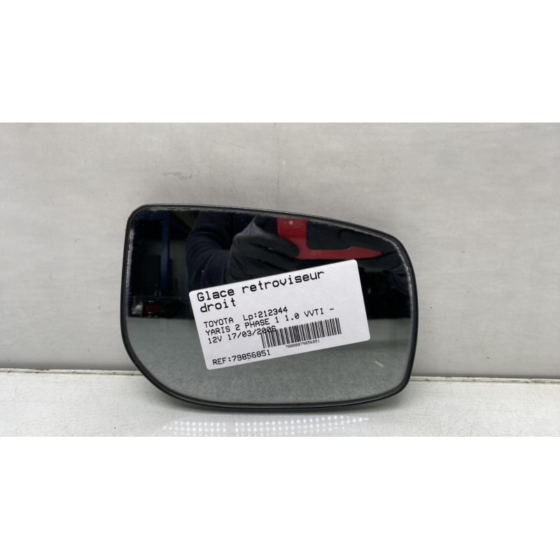 Glace retroviseur droit TOYOTA YARIS 2 Photo n°3