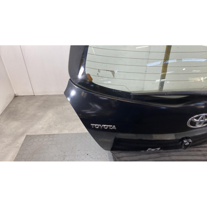 Malle/Hayon arriere TOYOTA YARIS 2 Photo n°9