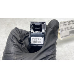 Interrupteur de leve vitre arriere droit BMW SERIE 1 F20