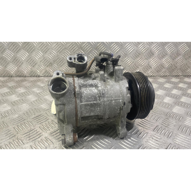 Compresseur clim BMW SERIE 1 F20 Photo n°3