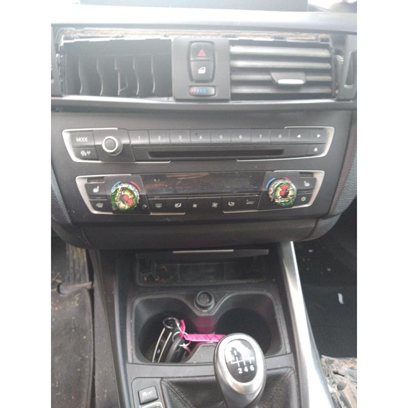 Compresseur clim BMW SERIE 1 F20 Photo n°6