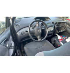 Serrure avant droit TOYOTA YARIS 1
