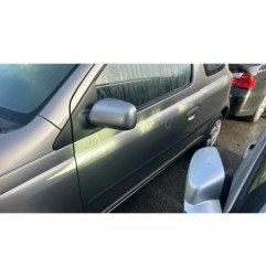 Serrure avant droit TOYOTA YARIS 1