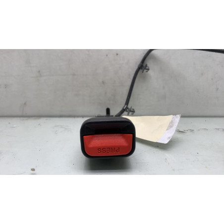 Attache ceinture avant droit HYUNDAI IX 20 Photo n°1