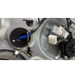 Leve vitre electrique avant droit HYUNDAI IX 20